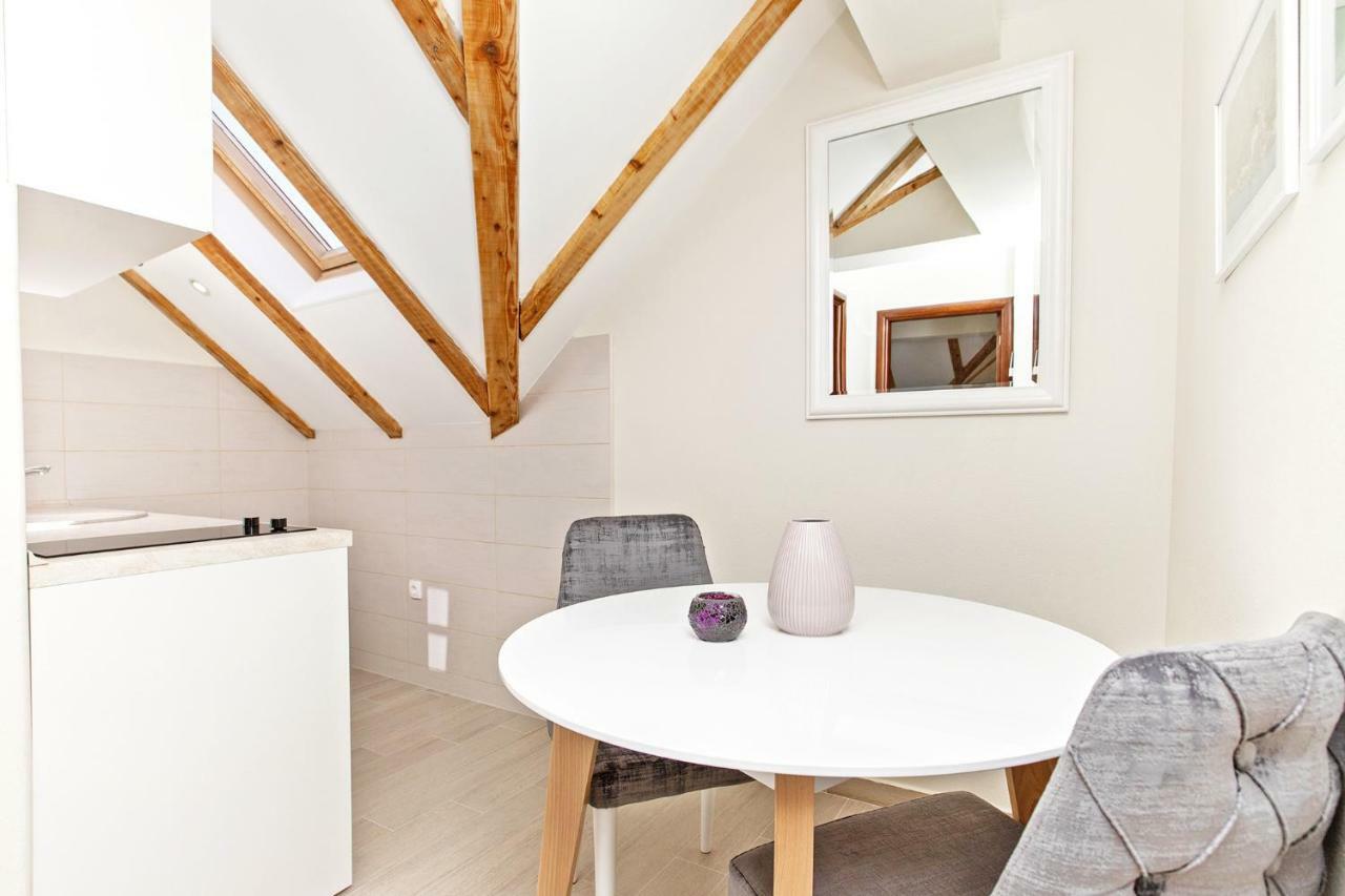 Isja Apartment Tivat
